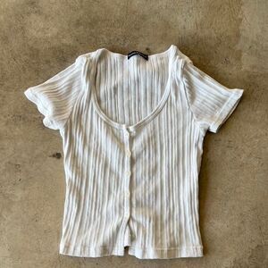 Brandy Melville Baby tee Henley style size S/M
